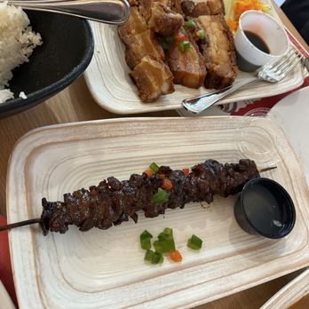 Max's Restaurant - Filipino Near Me - Virginia Beach, Virginia