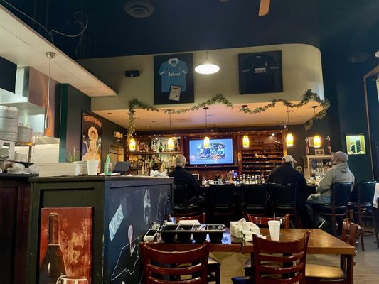 Vic's Italian Restaurant & Pizzeria by null