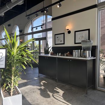 Flower Cafe - a view of a coffee shop - Coffee & Tea Near Me - Kissimmee, Florida