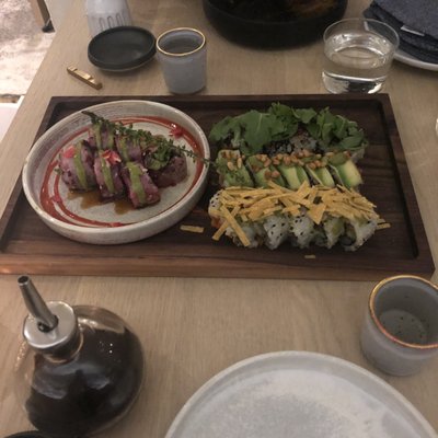 Bloom Sushi by null