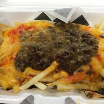 The Curbside Kitchen - Chili fries - Food Trucks Near Me