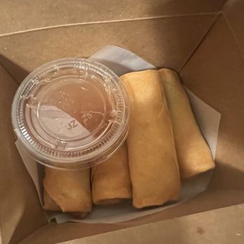 White Springs Cafe - Spring Rolls (4 pcs) - Thai Near Me - Arcadia, California White Springs Cafe - Spring Rolls (4 pcs) - Thai Near Me - Arcadia, California