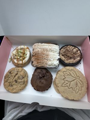 Crumbl - Renton by null