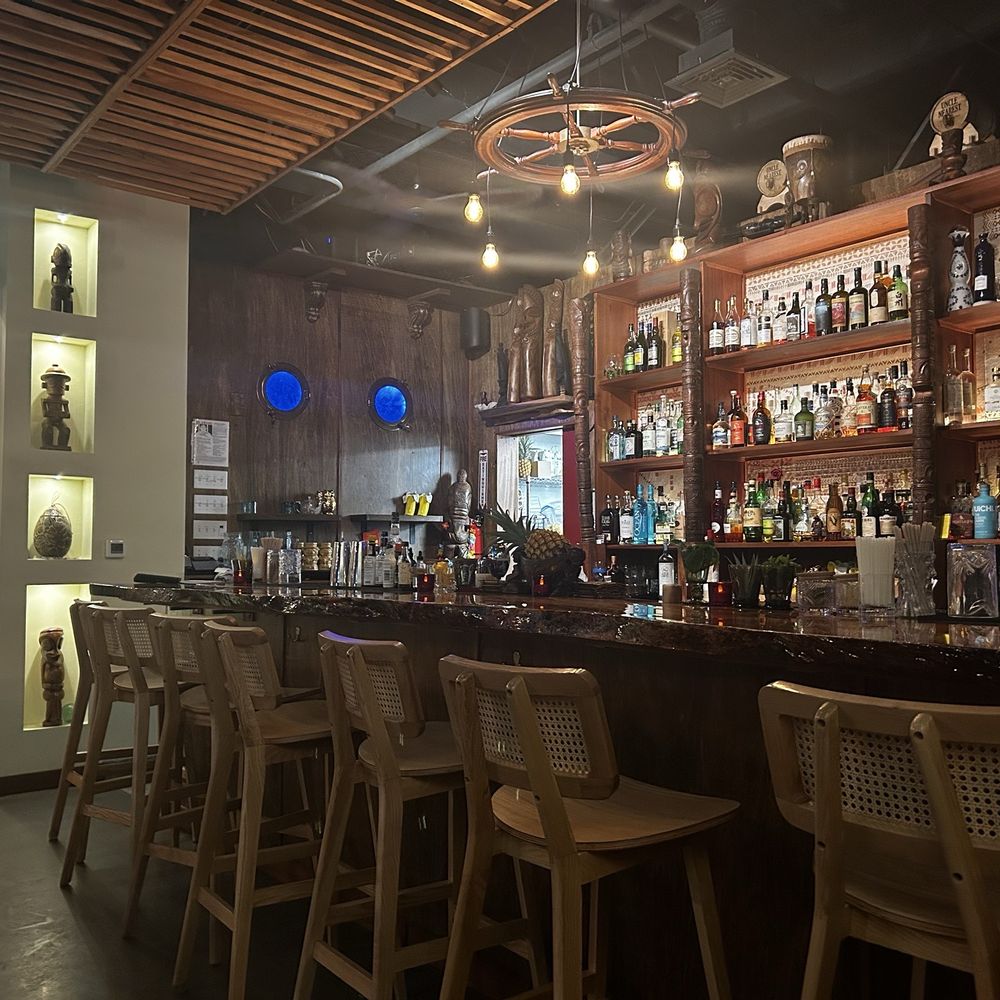 Tikehau Lounge - Good vibe modern tiki bar - Cocktail Bars Near Me - Kihei, Hawaii Tikehau Lounge - Good vibe modern tiki bar - Cocktail Bars Near Me - Kihei, Hawaii