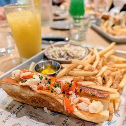 Lobster roll