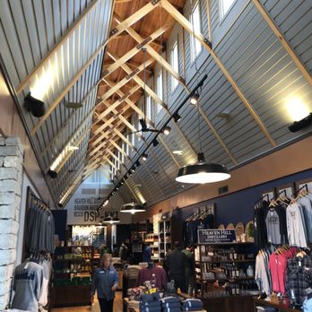 Heaven Hill Bourbon Experience - Gift shop - Tours Near Me - Bardstown, Kentucky