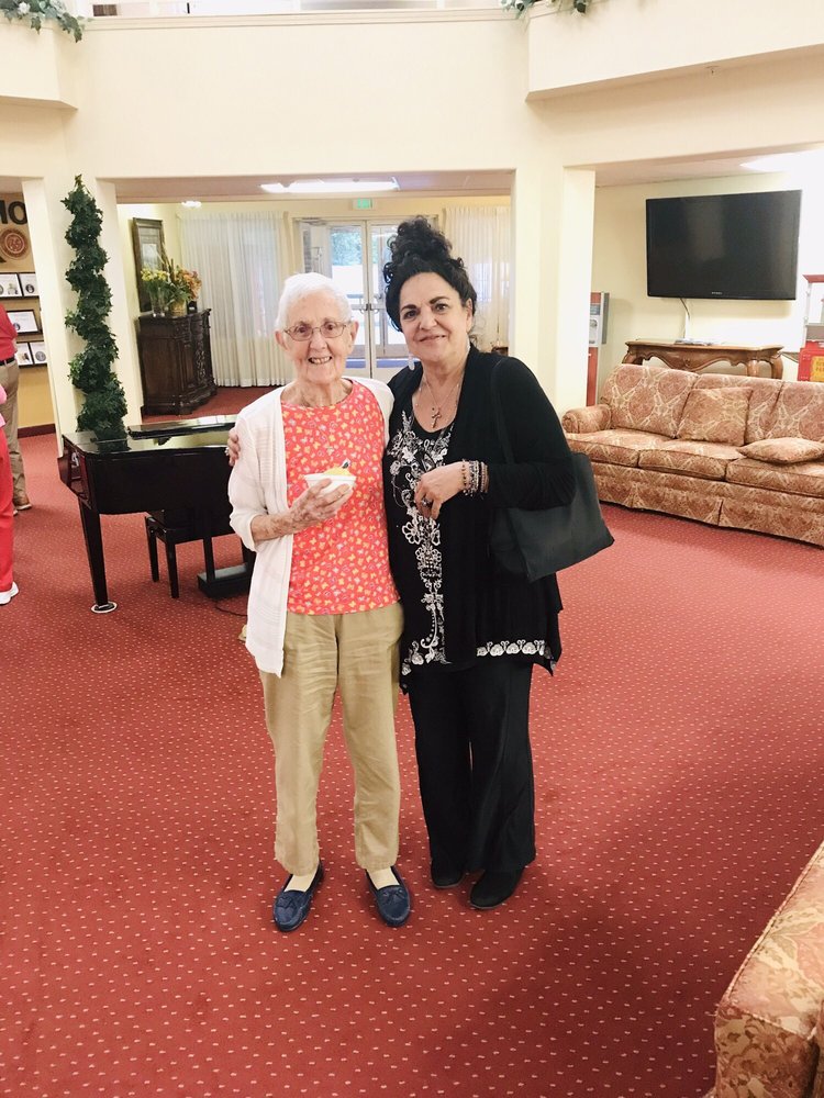 HOLIDAY DOGWOOD TERRACE Updated September 2024 10300 Three Chopt Rd, Henrico, Virginia