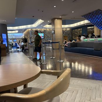 Grand Hotel Tijuana - Lobby - Hotels Near Me - Tijuana, BCN Grand Hotel Tijuana - Lobby - Hotels Near Me - Tijuana, BCN