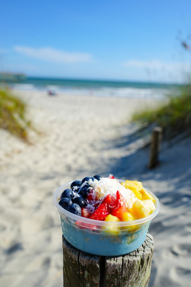 Shaka Laka Bowls Logo