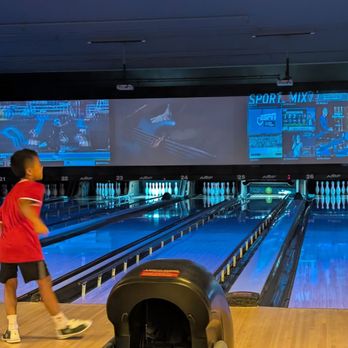Lucky Strike Rochester - Venues & Event Spaces Near Me - Webster, New York Lucky Strike Rochester - Venues & Event Spaces Near Me - Webster, New York