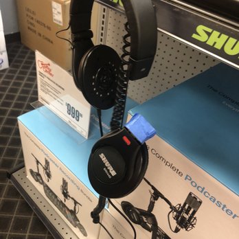 Guitar Center - Broken headset so we couldn't even try the mics - Musical Instruments & Teachers Near Me - Lawndale, California Guitar Center - Broken headset so we couldn't even try the mics - Musical Instruments & Teachers Near Me - Lawndale, California