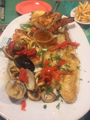 LA MINUTERA SEAFOOD RESTAURANT - 111 Photos & 73 Reviews - 2839 W 2nd