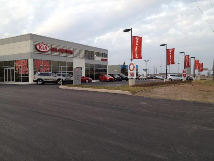GRIMSBY KIA Updated October 2024 435 South Service Road, Grimsby
