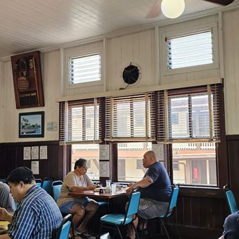Manago Hotel Restaurant - Restaurant - Hawaiian Near Me - Captain Cook, Hawaii Manago Hotel Restaurant - Restaurant - Hawaiian Near Me - Captain Cook, Hawaii