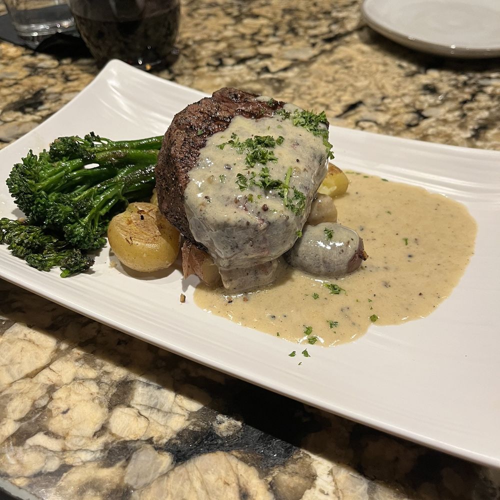 Nolia - Steak au poivre- soooo good! - Wine Bars Near Me - Centennial, Colorado
