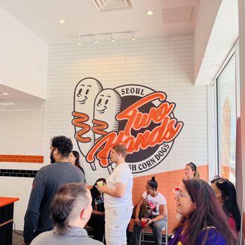 Two Hands - Hot Dogs Near Me - Spring, Texas