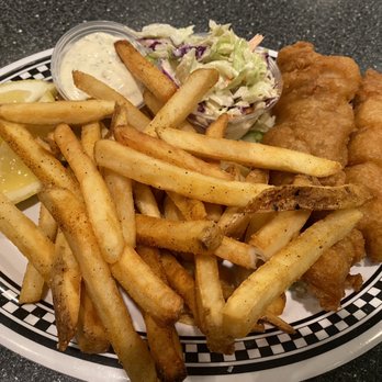 Cool Cat Cafe - Fish & Chips - American Near Me - Pismo Beach, California
