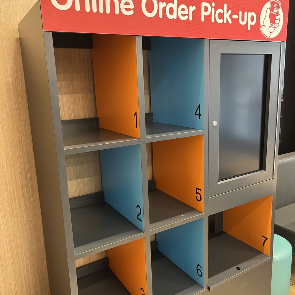 Jollibee - Online orders - Chicken Shop Near Me - Los Angeles, California