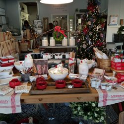The Hens' Kitchen Shoppe
