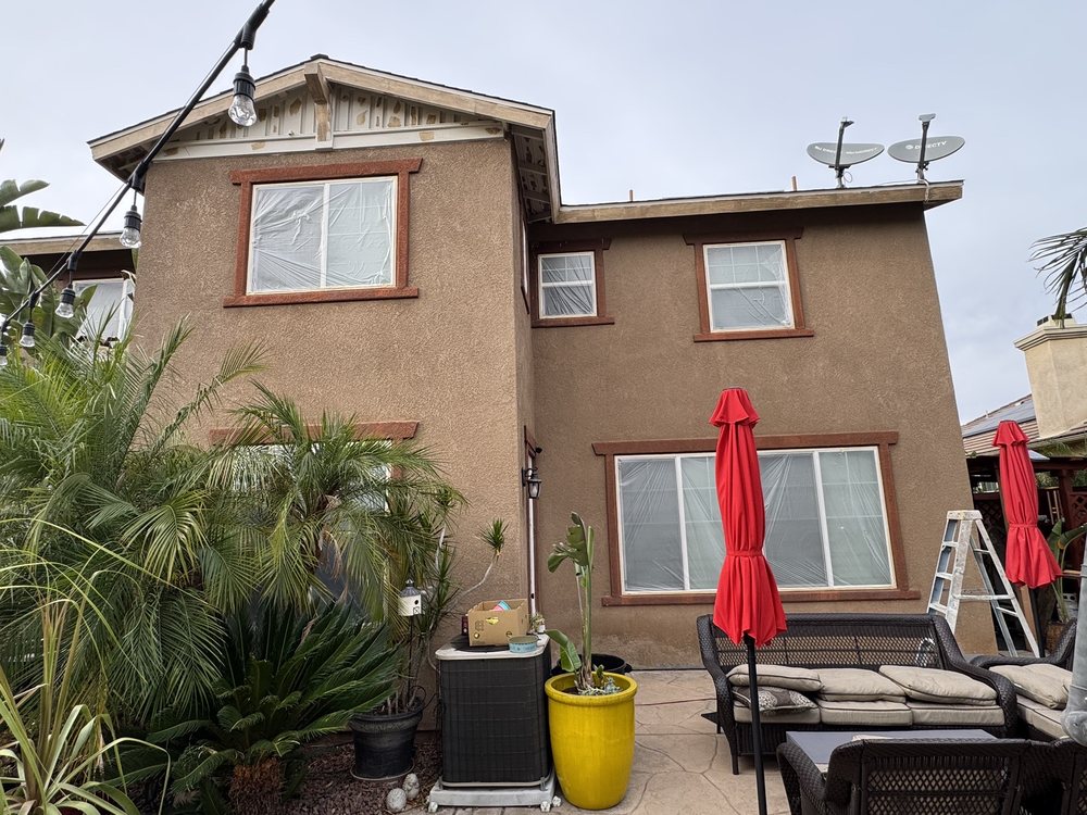 Slide of Elor Energy