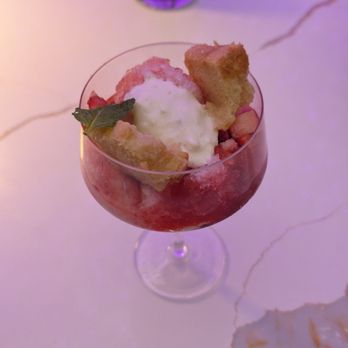 Johin'na - Strawberry dessert - Japanese Near Me - Birmingham, Alabama Johin'na - Strawberry dessert - Japanese Near Me - Birmingham, Alabama
