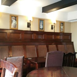 Swan & Royal Hotel - Traditional pub