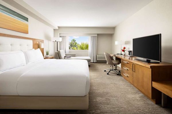 Hilton Tucson East by null