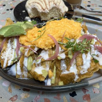 Amor A Mi - Chilaquiles Verdes- great kick and amazing flavor - Mexican Near Me - Burbank, California