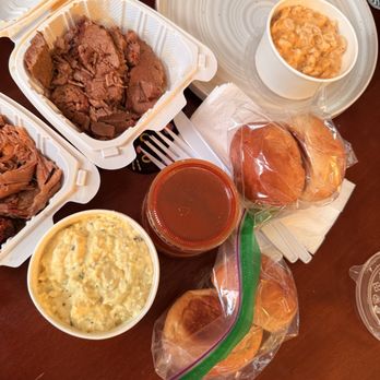 Calhoun Family Texas Barbeque - Bbq Beef Brisket, Pulled Pork, Potato Salad, Mac n Cheese, Dinner Rolls! - Barbeque Near Me - Murrieta, California