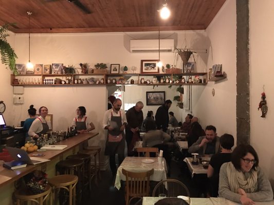 Bar Idda by null