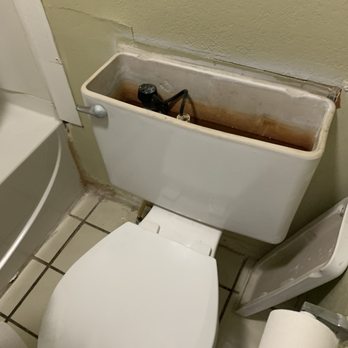 Frontier Motel - Toilet was broken upon arrival, had to flush manually with chain - Hotels Near Me - Kingdom City, Missouri Frontier Motel - Toilet was broken upon arrival, had to flush manually with chain - Hotels Near Me - Kingdom City, Missouri