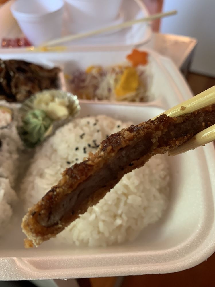 TORA SUSHI Updated November 2024 32 Photos & 36 Reviews 805 Boyd