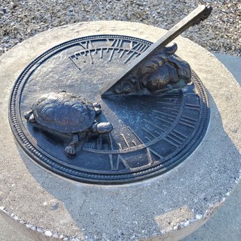 Piazza Sorrento - Sundial sculpture - Playgrounds Near Me - Dublin, California