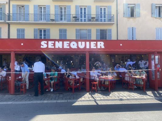 Sénéquier by null