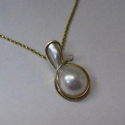 Mark Katzeff Designer/Goldsmith