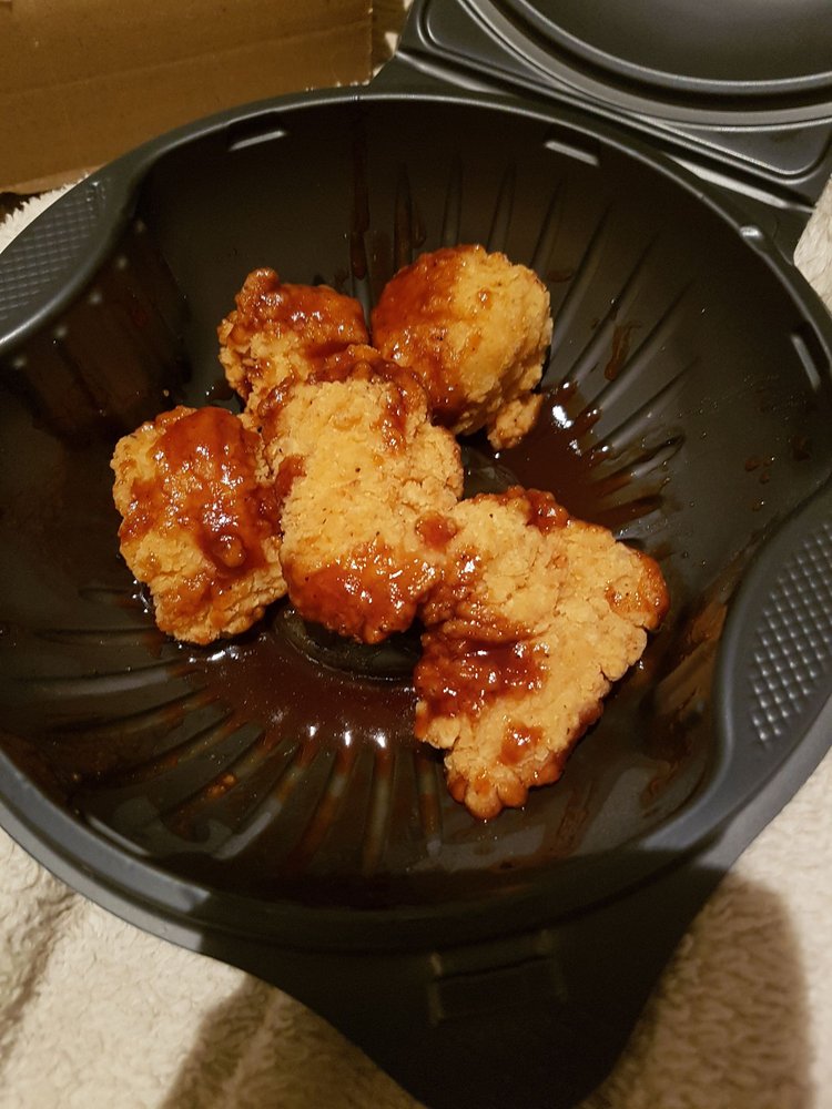 PIZZA HUT Updated October 2024 14 Reviews 9045 Airport Road