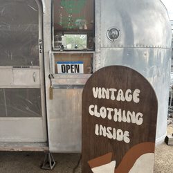 Horse Girl Vintage - Outside