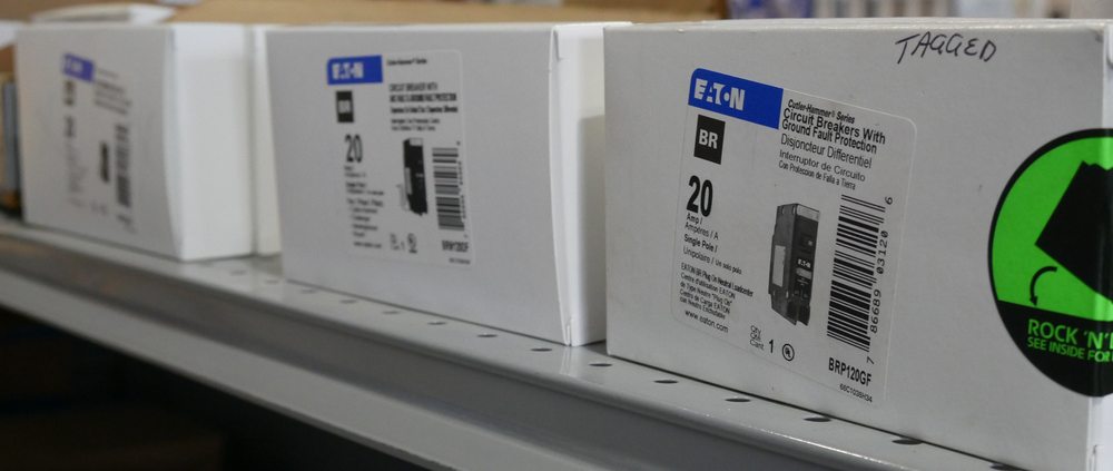 Slide of Wiseway Plumbing Electrical & Lighting Supply