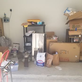 Davison Foreclosure Cleanout and More - Before pic - Junk Removal & Hauling Near Me Davison Foreclosure Cleanout and More - Before pic - Junk Removal & Hauling Near Me
