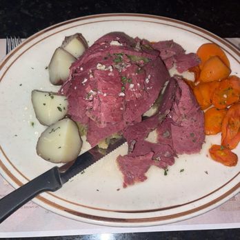 JC’s Ristorante - Corned Beef & Cabbage Dinner - Italian Near Me - McCook, Illinois