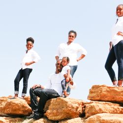 Active Family Wellness Center - Kenyon Godwin D.C. & his loving family!