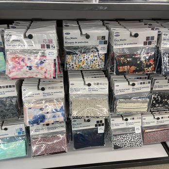 Old Navy - Regular face masks - Men's Clothing Near Me - Vernon Hills, Illinois Old Navy - Regular face masks - Men's Clothing Near Me - Vernon Hills, Illinois