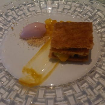 Gauthier Soho - Mango mille-feuille - French Near Me - London, XGL