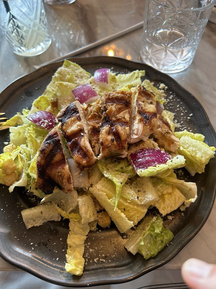 Cafe Nouveau, Malone Roadtrippers