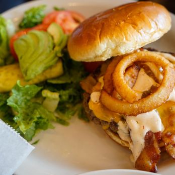 Backyard Grill - American Near Me - Highland Park, Illinois Backyard Grill - American Near Me - Highland Park, Illinois