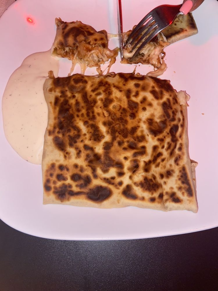 HOOKAH UP CAFE Updated September 2024 20 Reviews 271E Beauvoir Rd