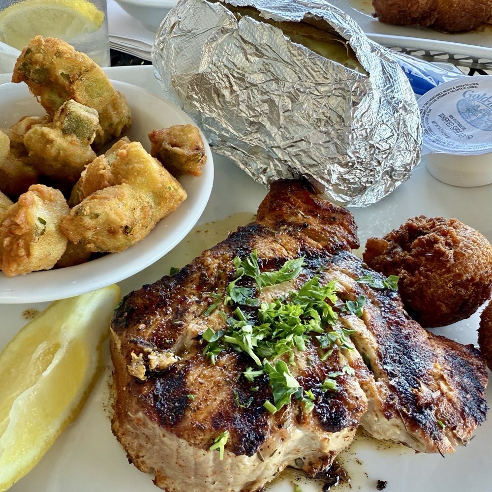 Yellow Yellow Fin Tuna Steak Yellow Yellow Fin Tuna Steak
