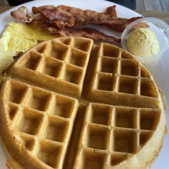 Pancakes & Waffles BLD Waimalu - Breakfast & Brunch Near Me - Aiea, Hawaii