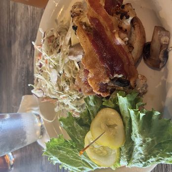 Ozona Blue Grilling - New American Near Me - Palm Harbor, Florida
