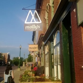 Molly's - Bars Near Me - Mount Carroll, Illinois
